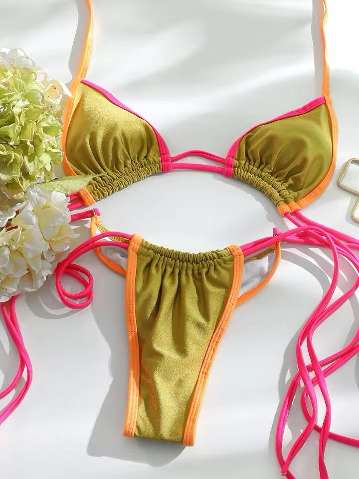 Bikini a Triangolo Bicolor - Design Sexy e Elegante