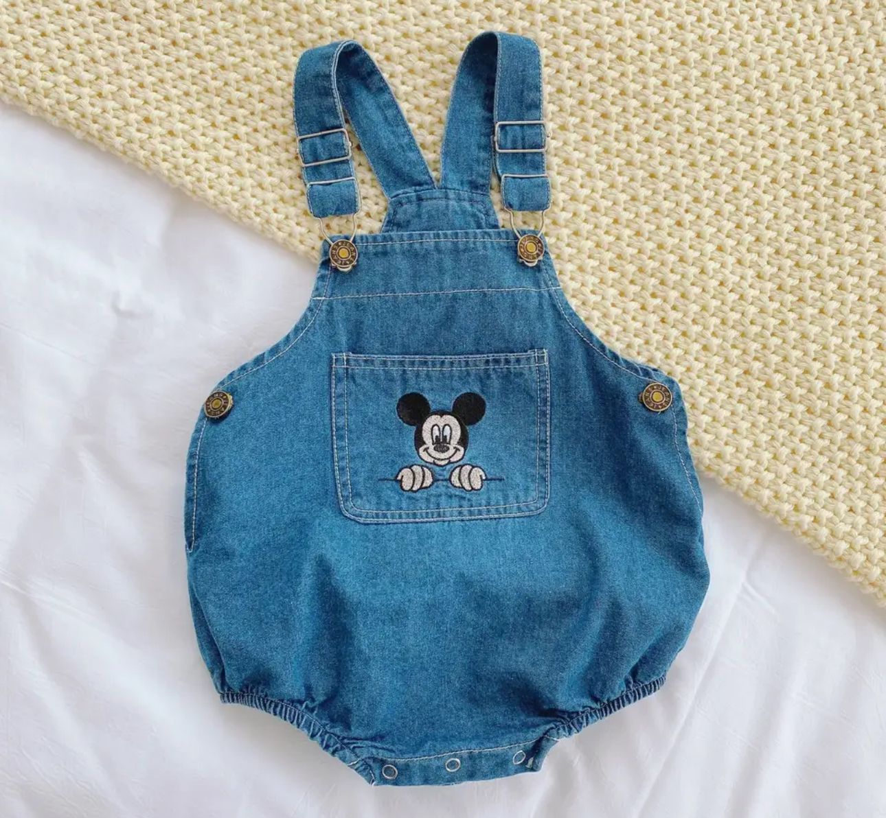 Salopette in Denim baby mouse