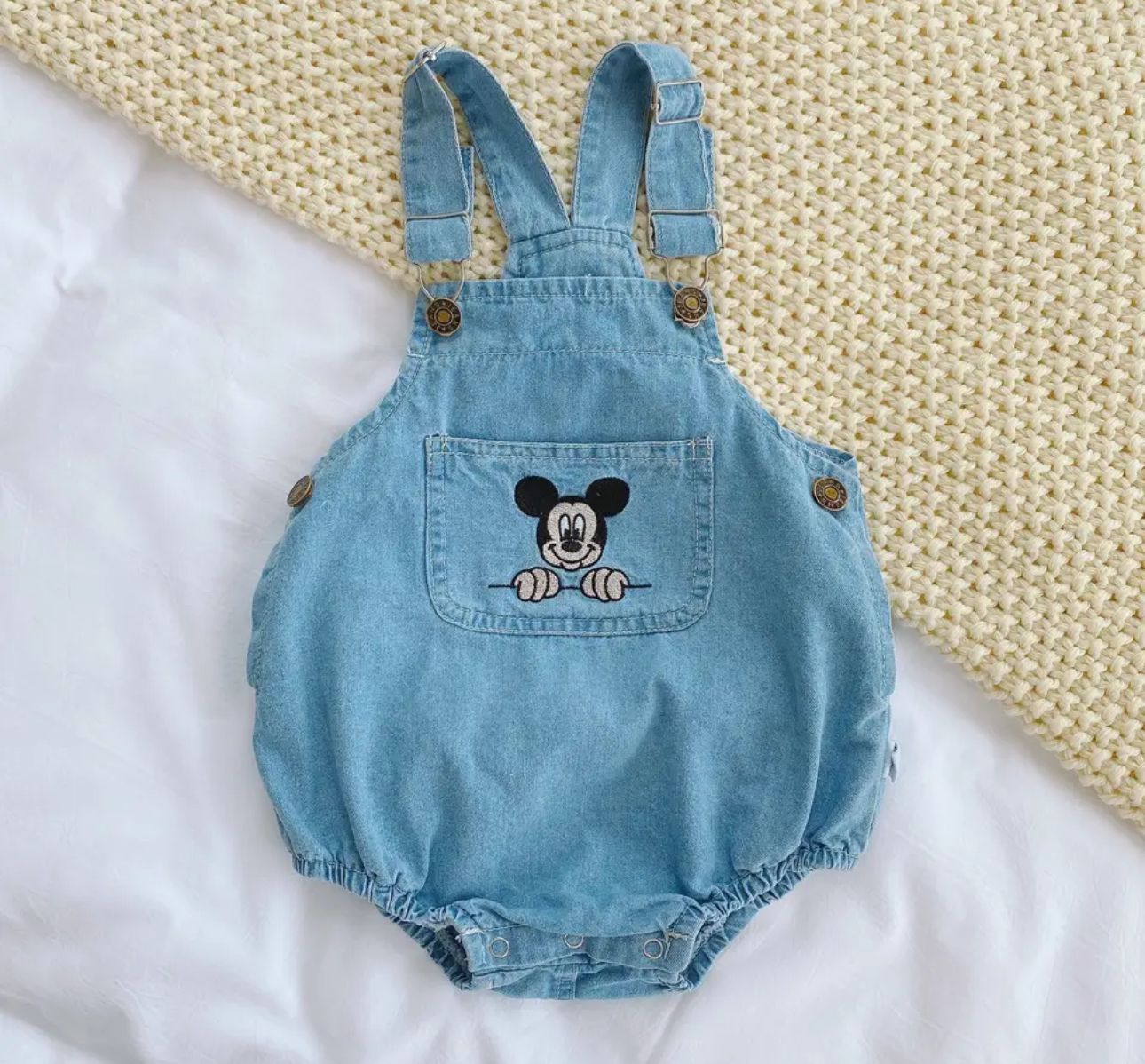 Salopette in Denim baby mouse